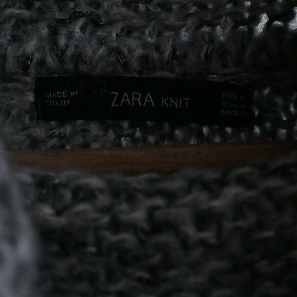 Zara | Beautiful Mohair Blend, Cable Knit, Turtleneck Sweater - Picture 2 of 6